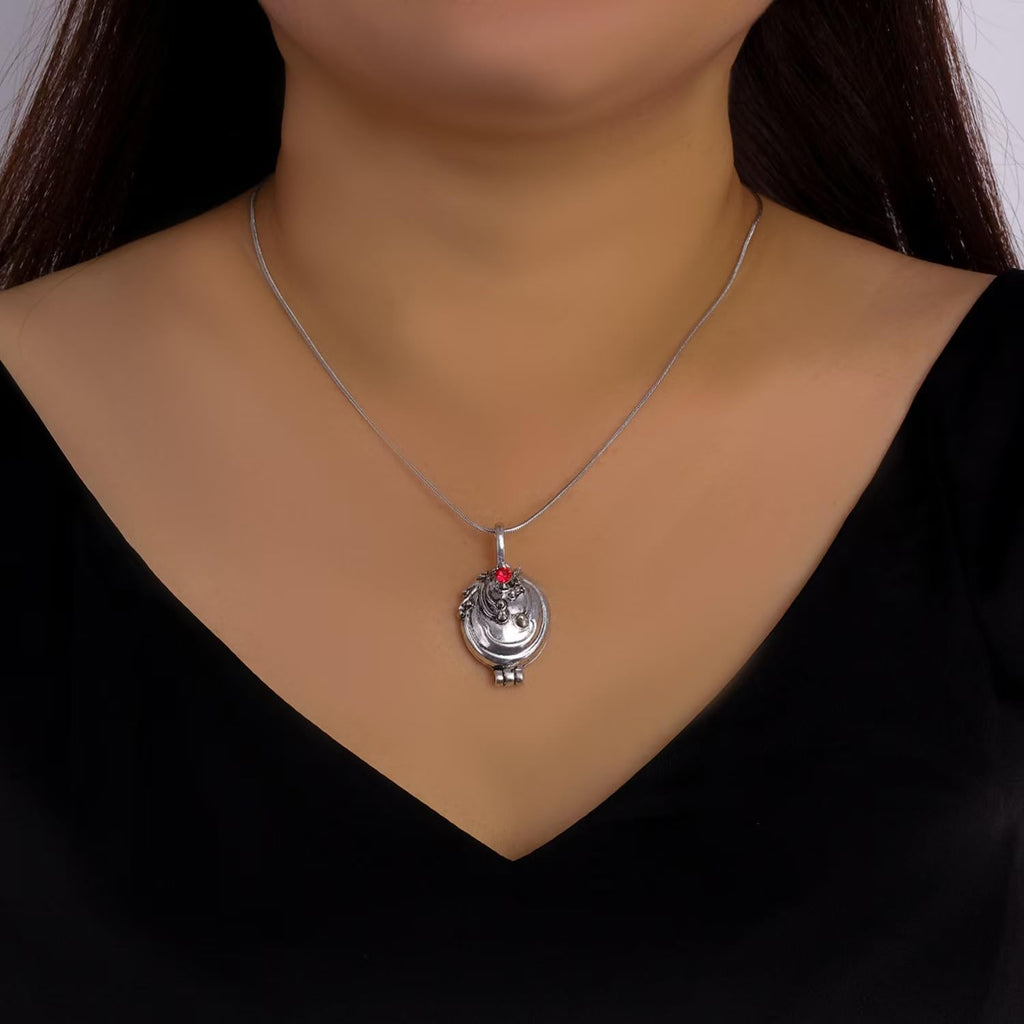 Elena’s Vervain Locket – Vampire Diaries Inspired Necklace