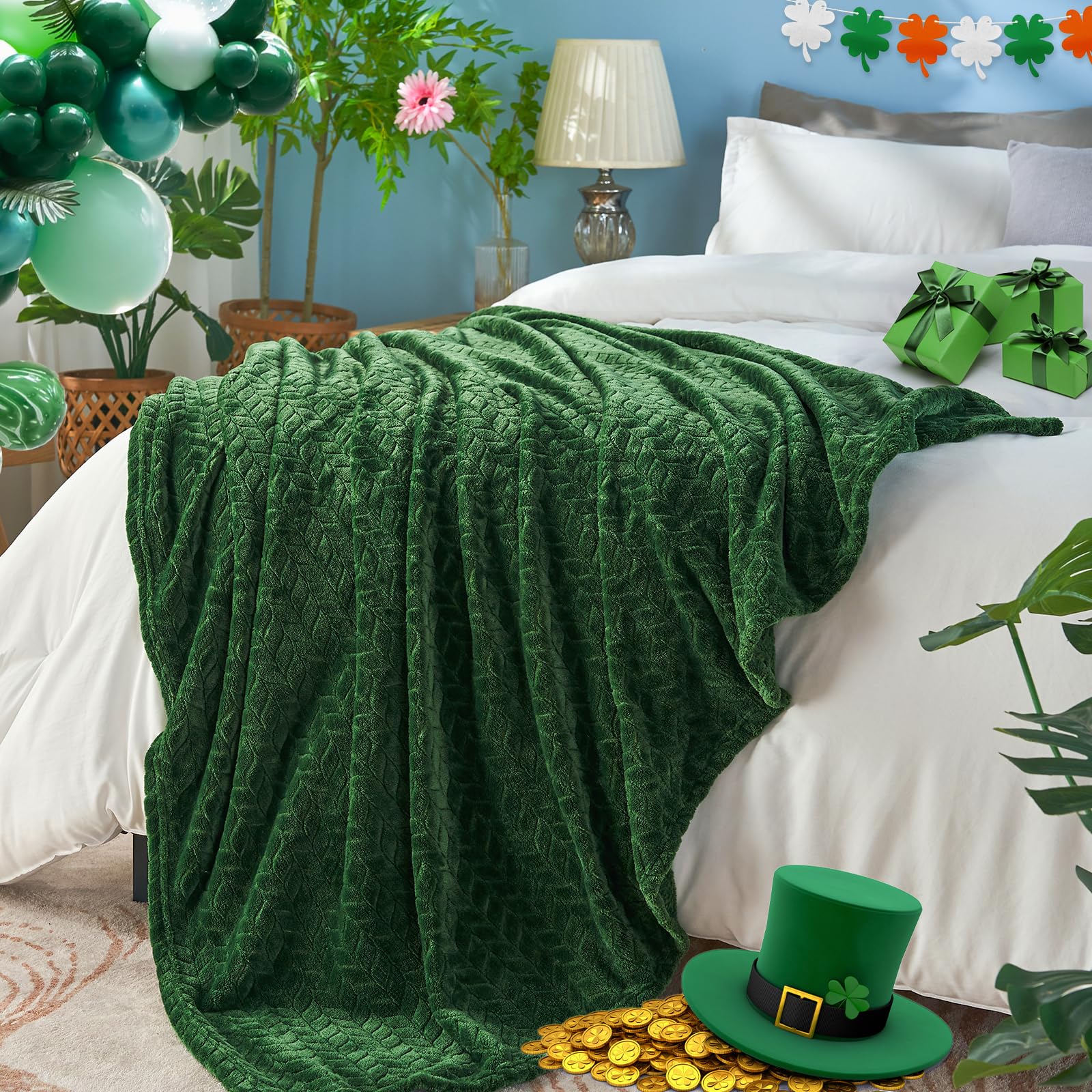 Luxe Fleece Throw & Bed Blanket – Ultra-Soft, Lightweight Cozy Layer