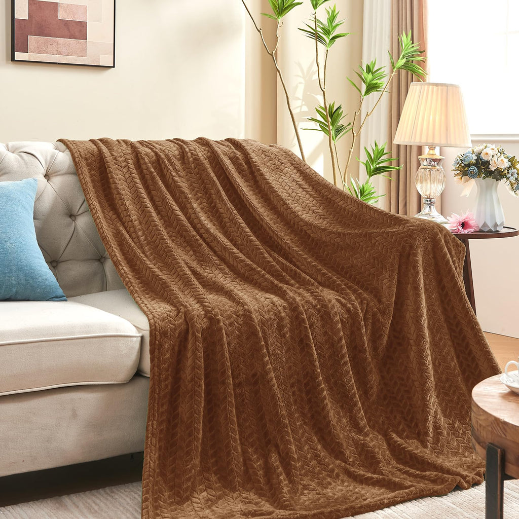Luxe Fleece Throw & Bed Blanket – Ultra-Soft, Lightweight Cozy Layer