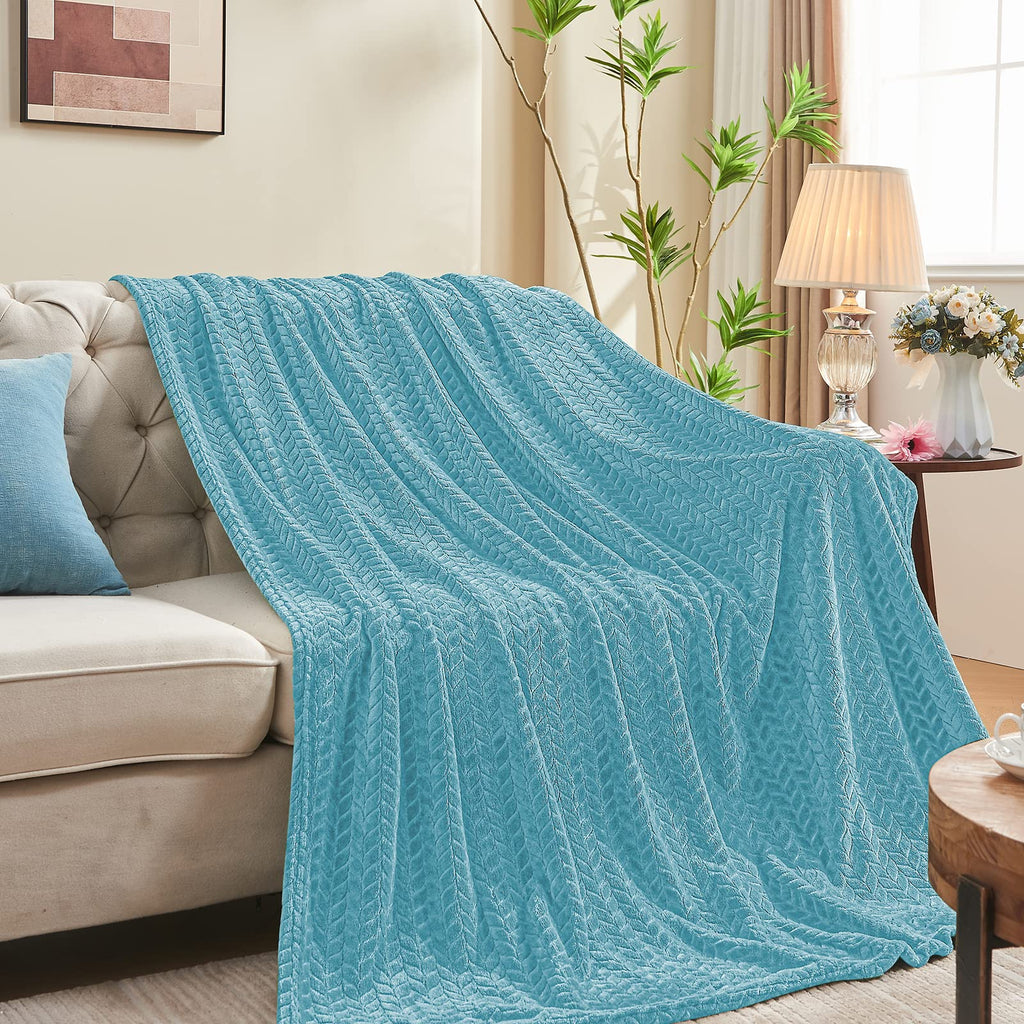 Luxe Fleece Throw & Bed Blanket – Ultra-Soft, Lightweight Cozy Layer
