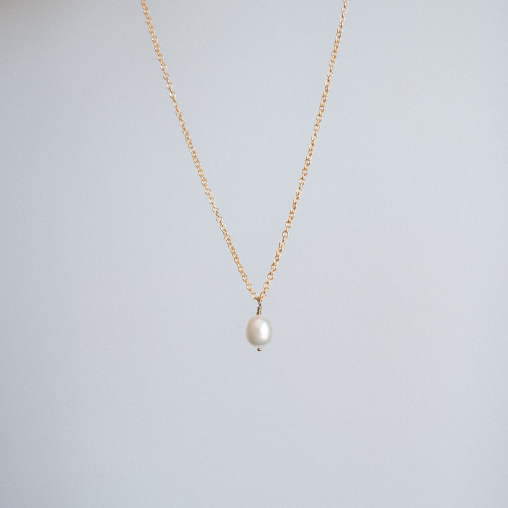 Freshwater Pearl Pendant Necklace